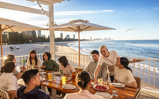 Burleigh Heads, Gold Coast, QLD © Tourism Australia