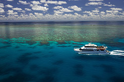 Posiedon, Great Barrier Reef, Queensland © Tourism Australia