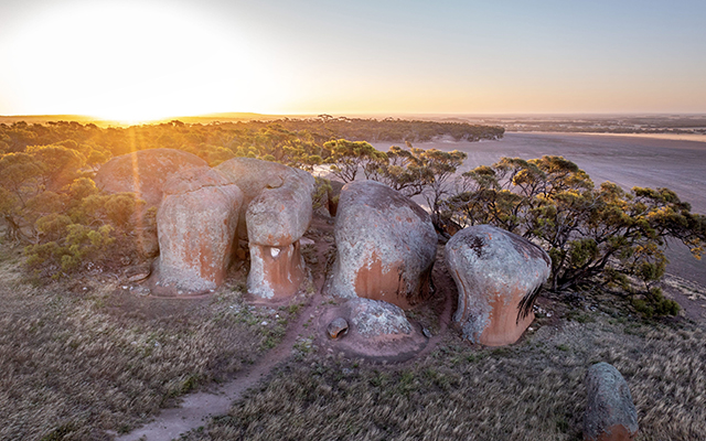 Calca, Eyre Peninsula, SA © Tourism Australia