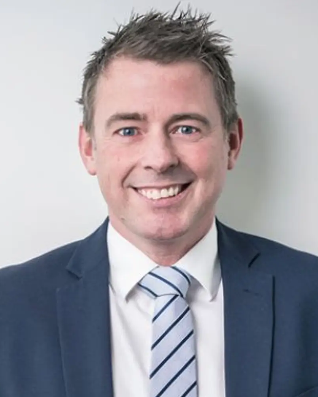 Simon Lapthorne - Partner, Kiely Thompson Caisley